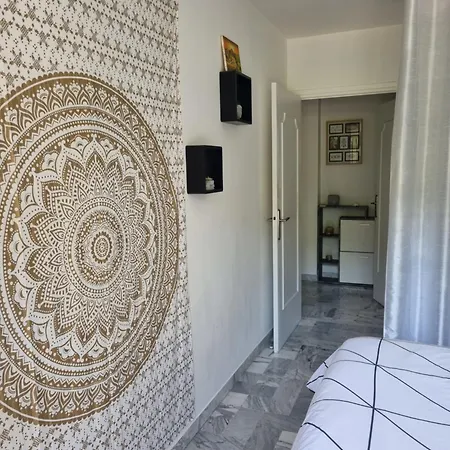 Beau 2 Pieces,terrasse, Parking Centre Apartament