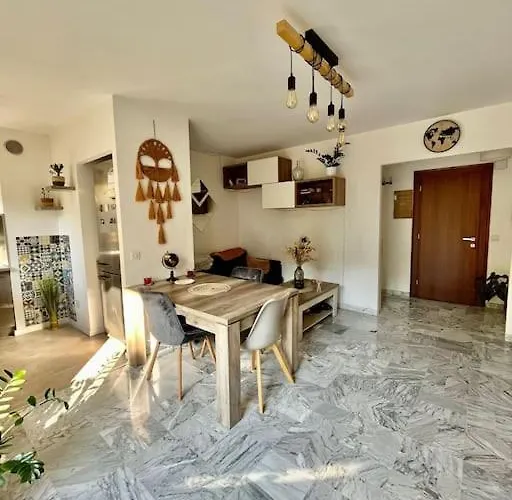 Beau 2 Pieces,terrasse, Parking Centre Apartamento *